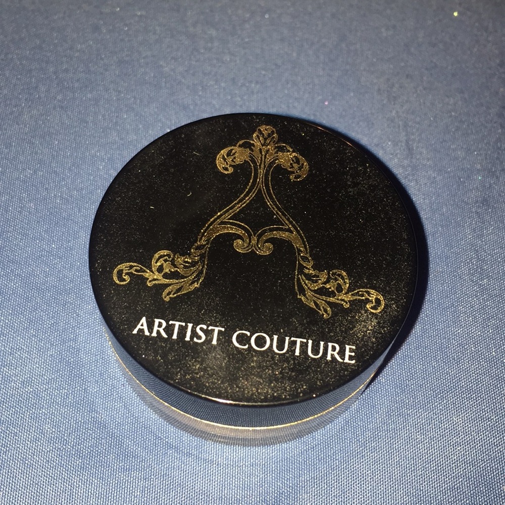 Artist couture loose highlighter